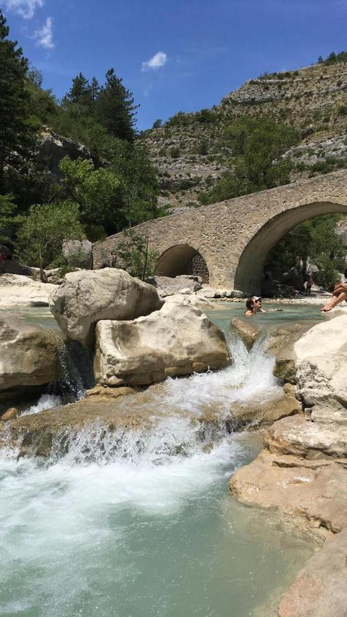 Bed and Breakfast Rose Des Alpes Serres  Esterno foto